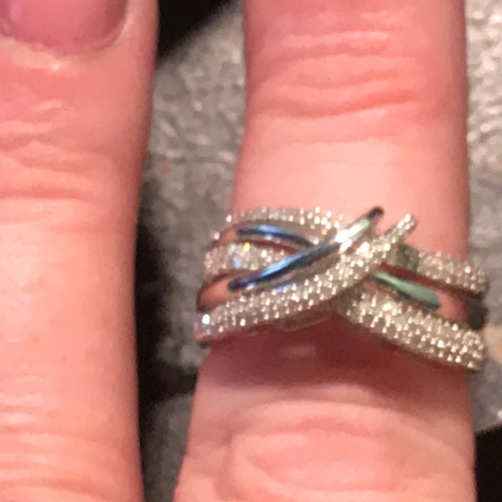 ❌❌❌SOLD❌❌❌❌FINAL PRICE 👛👛 NWOT 1.02 CTW GENUINE WHITE DIAMOND  RING - Picture 3 of 8